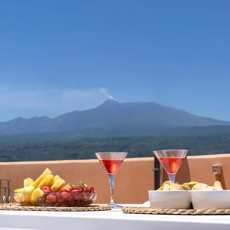 Saras Terrasse Apartment Mascali